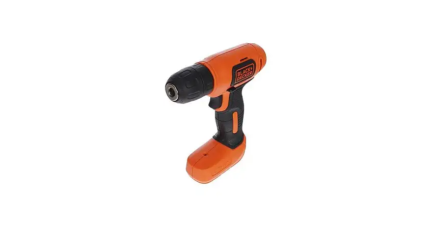 BLACK+DECKER Perceuse sans fil 7,2V + chargeur BDCD8
