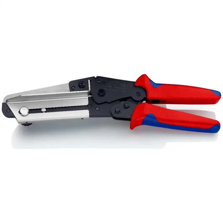 Knipex - Pince pour plastique et goulottes PVC - 95 02 21